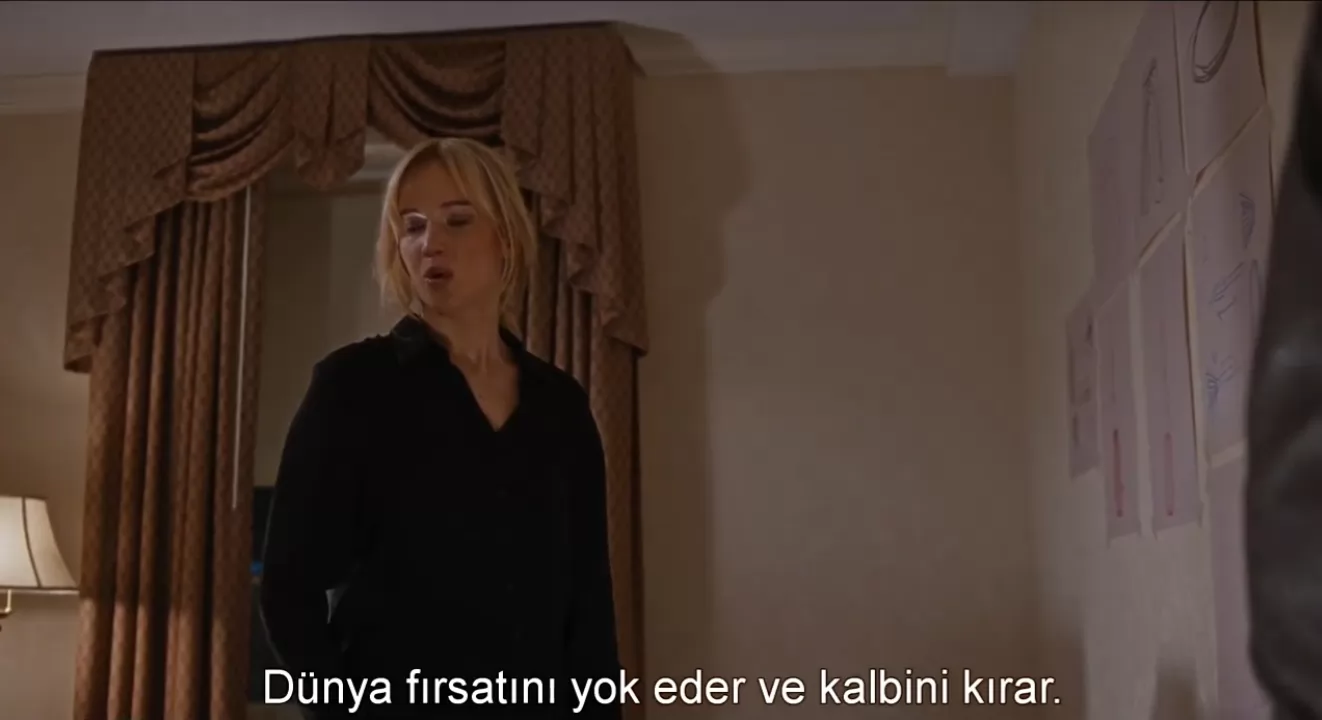Dünya fırsatlarını yok eder ve kalbini kırar.